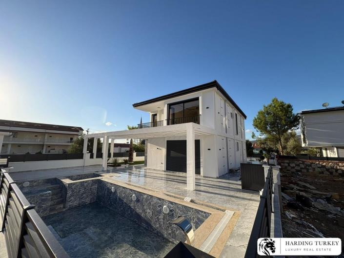 Image No.24-Villa / Détaché de 4 chambres à vendre à Akbuk