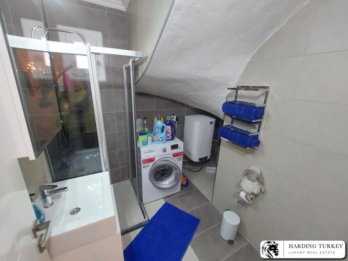 Image No.8-3 Bed Duplex for sale