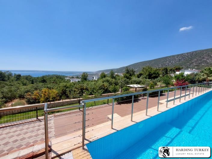 Image No.53-3 Bed Duplex for sale