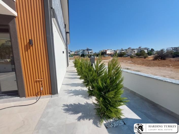 Image No.7-3 Bed Semi-Detached for sale