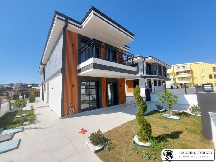 Image No.13-3 Bed Semi-Detached for sale