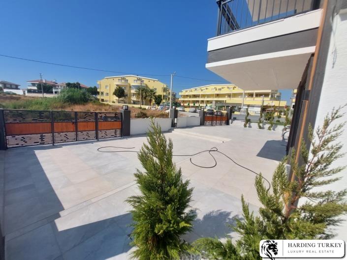 Image No.15-3 Bed Semi-Detached for sale