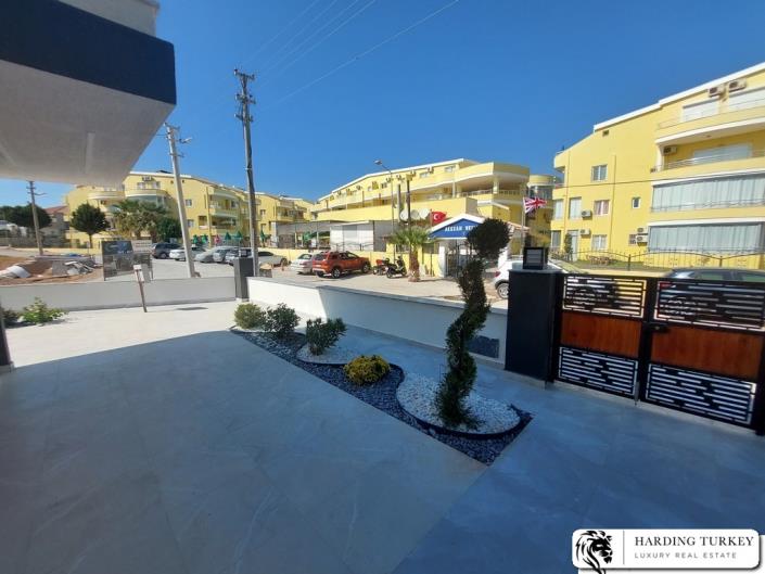 Image No.18-3 Bed Semi-Detached for sale