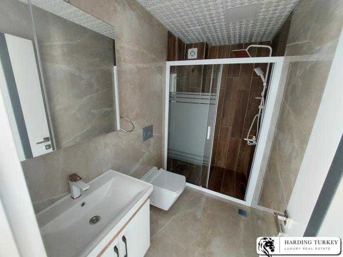 Image No.24-3 Bed Semi-Detached for sale