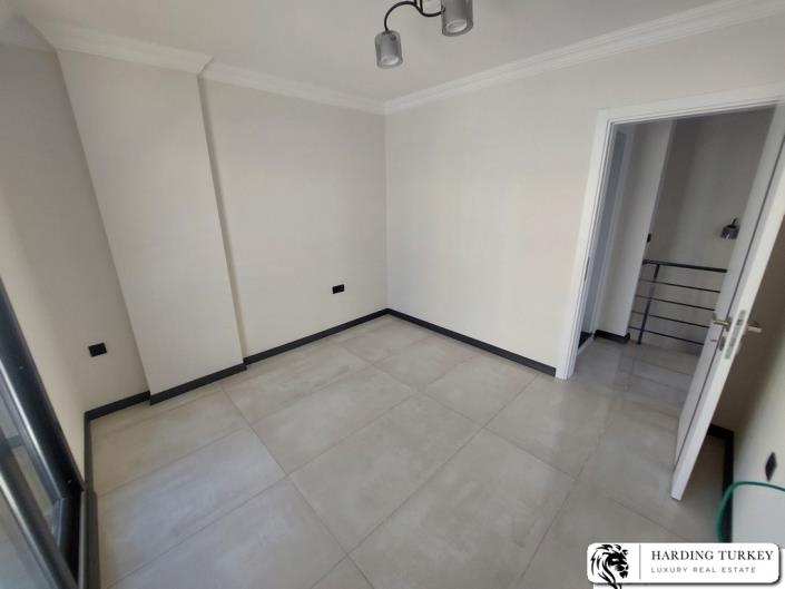 Image No.31-3 Bed Semi-Detached for sale