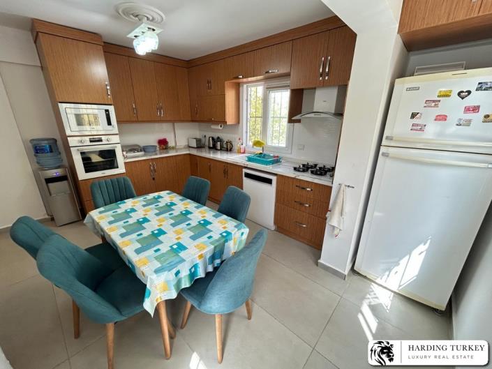 Image No.11-3 Bed Villa / Detached for sale