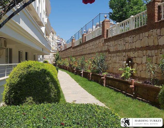 Image No.3-Appartement de 2 chambres à vendre à Altinkum