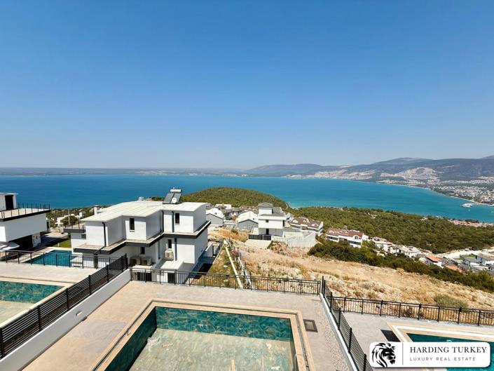 Image No.7-4 Bed Villa / Detached for sale