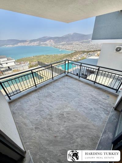 Image No.13-4 Bed Villa / Detached for sale