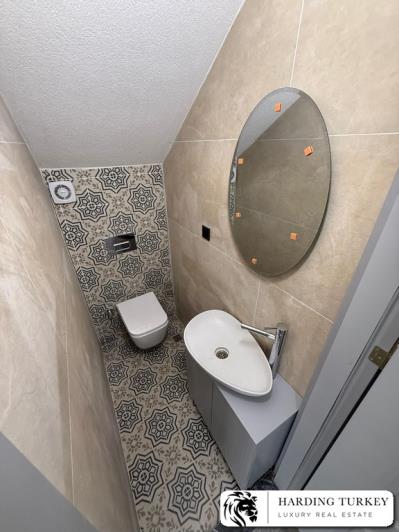 Image No.18-4 Bed Villa / Detached for sale