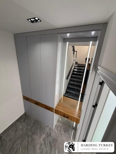 Image No.19-4 Bed Villa / Detached for sale