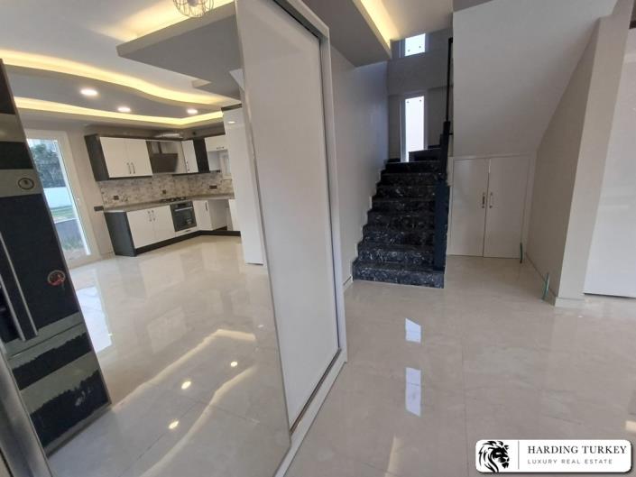 Image No.6-4 Bed Villa / Detached for sale