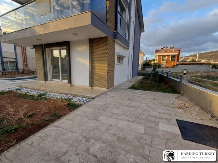 Image No.3-4 Bed Villa / Detached for sale