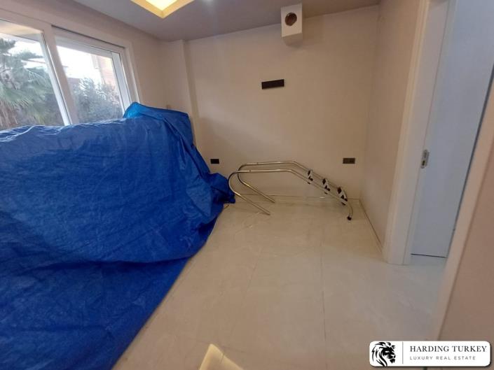 Image No.11-4 Bed Villa / Detached for sale