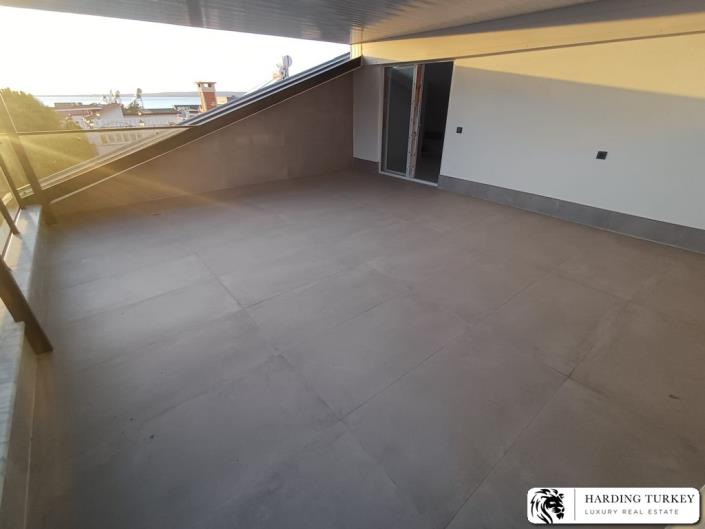 Image No.28-4 Bed Villa / Detached for sale