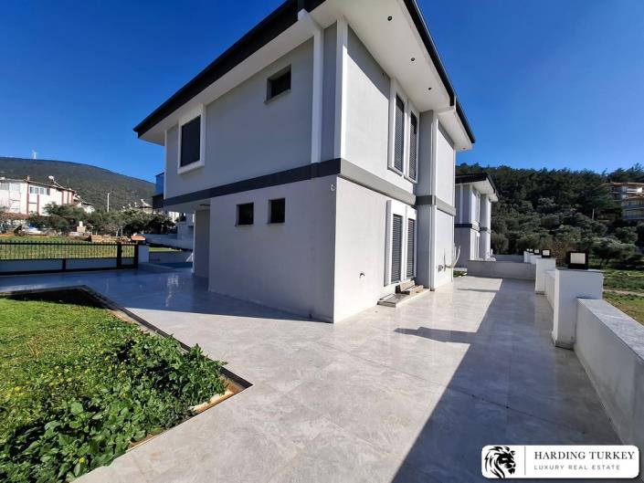 Image No.4-4 Bed Villa / Detached for sale