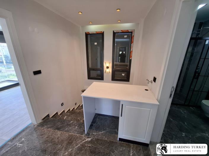 Image No.23-4 Bed Villa / Detached for sale