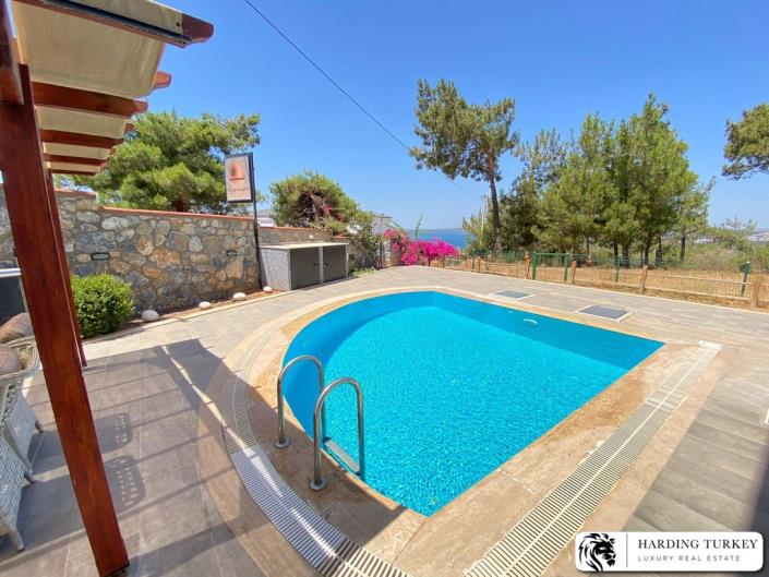 Image No.2-4 Bed Semi-Detached for sale