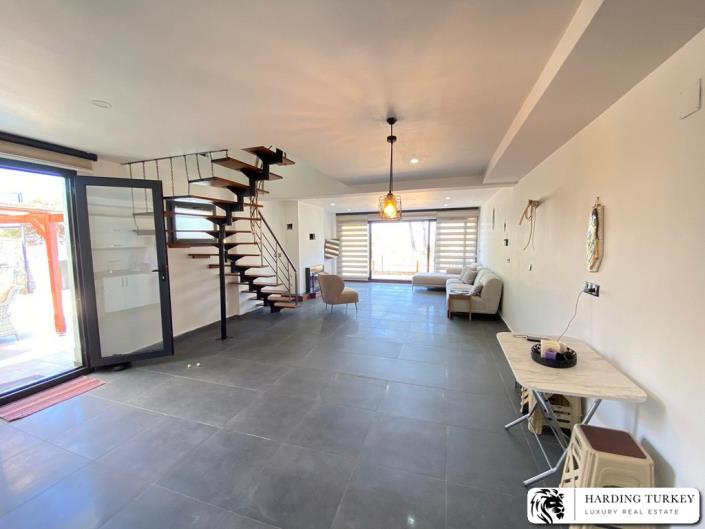 Image No.7-4 Bed Semi-Detached for sale