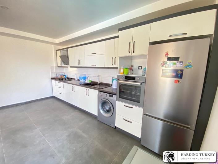 Image No.11-4 Bed Semi-Detached for sale