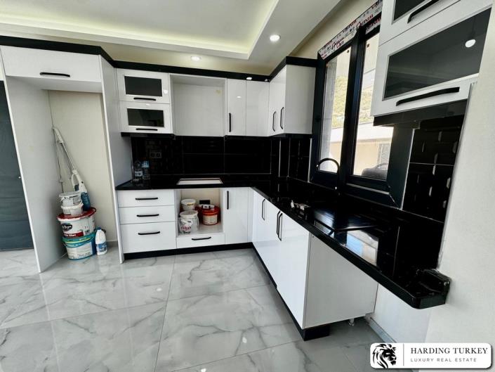 Image No.16-3 Bed Semi-Detached for sale