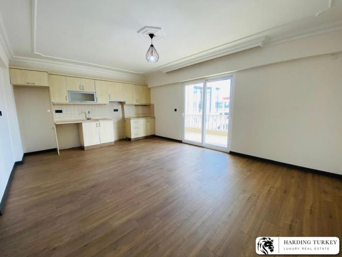 Image No.8-3 Bed Duplex for sale