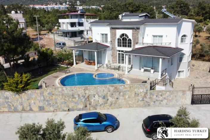 Image No.22-5 Bed Villa / Detached for sale