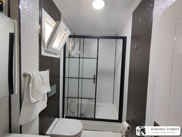 Image No.27-5 Bed Villa / Detached for sale