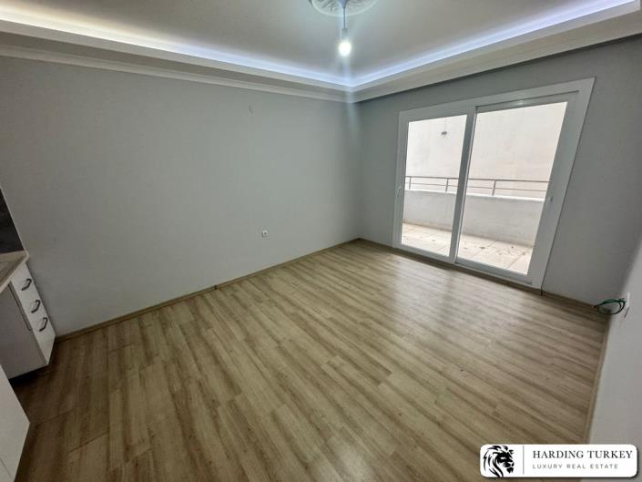 Image No.12-1 Bed Apartment for sale