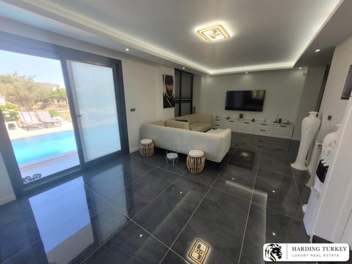 Image No.6-Villa / Détaché de 4 chambres à vendre à Altinkum