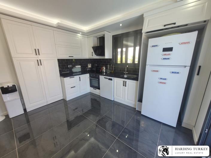 Image No.9-Villa / Détaché de 4 chambres à vendre à Altinkum