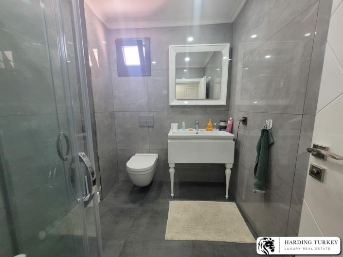 Image No.15-Villa / Détaché de 4 chambres à vendre à Altinkum