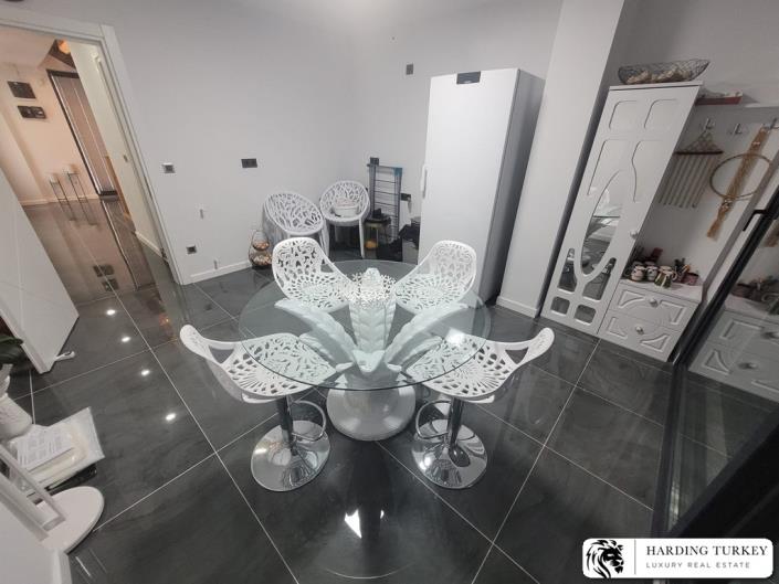 Image No.20-Villa / Détaché de 4 chambres à vendre à Altinkum