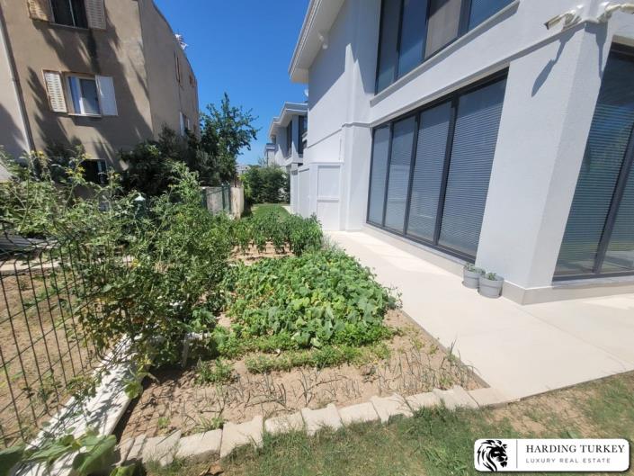 Image No.47-Villa / Détaché de 4 chambres à vendre à Altinkum