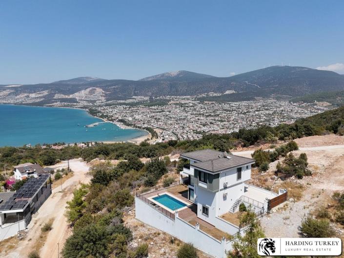 Image No.3-4 Bed Villa / Detached for sale