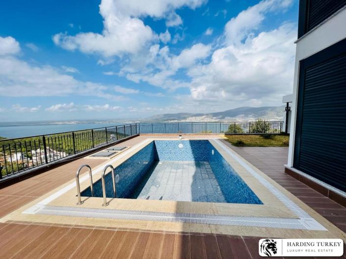 Image No.22-4 Bed Villa / Detached for sale