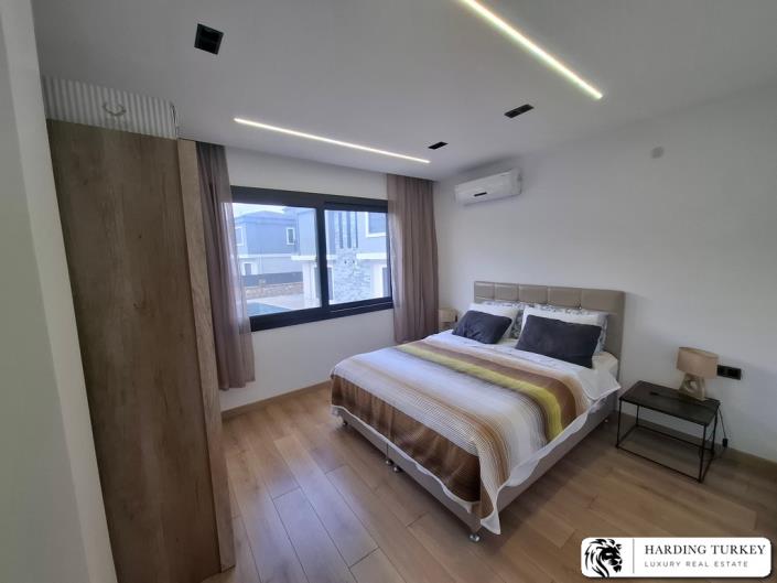 Image No.33-3 Bed Villa / Detached for sale