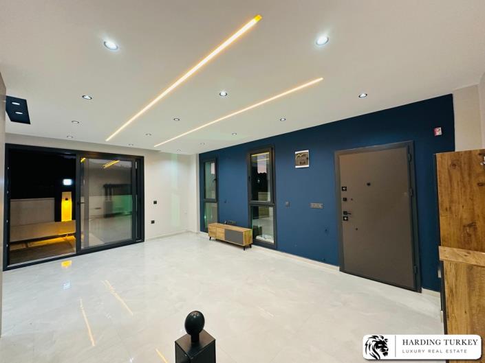 Image No.34-2 Bed Semi-Detached for sale