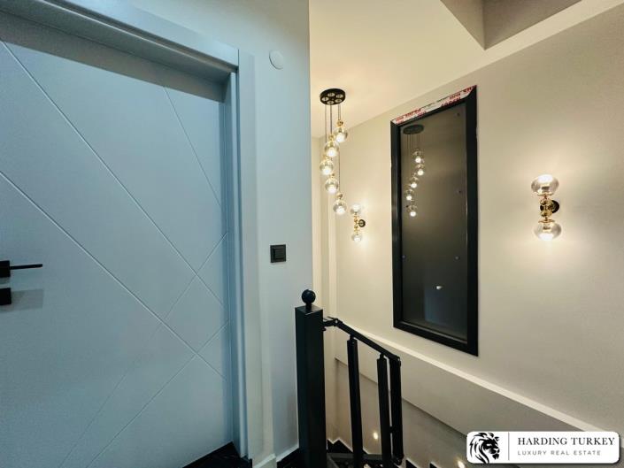 Image No.43-2 Bed Semi-Detached for sale