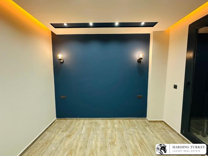 Image No.50-2 Bed Semi-Detached for sale