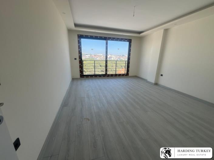 Image No.20-3 Bed Duplex for sale