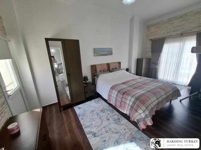 Image No.25-2 Bed Duplex for sale