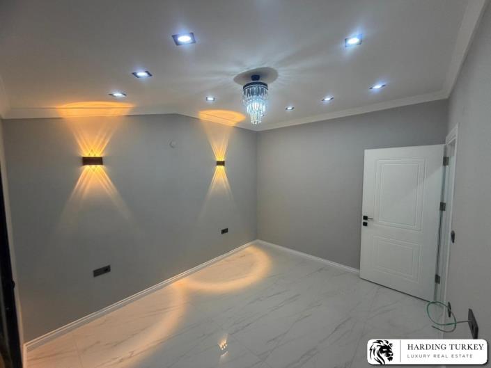 Image No.9-3 Bed Semi-Detached for sale