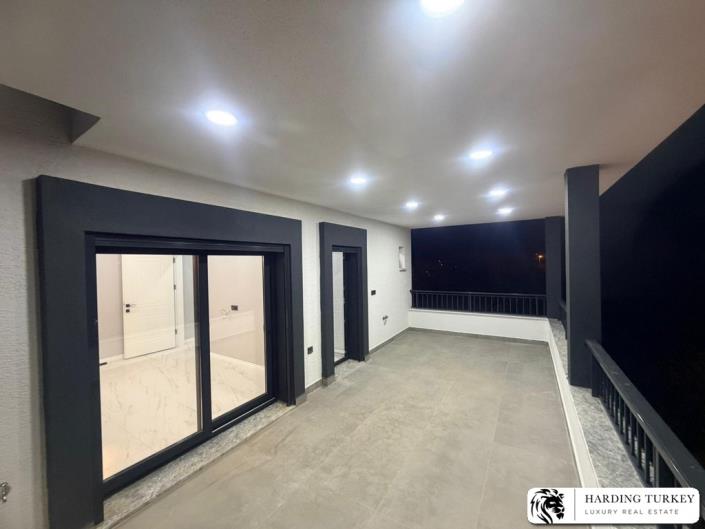 Image No.17-3 Bed Semi-Detached for sale