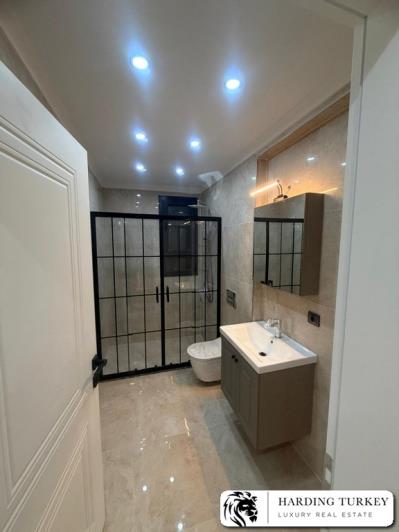 Image No.18-3 Bed Semi-Detached for sale