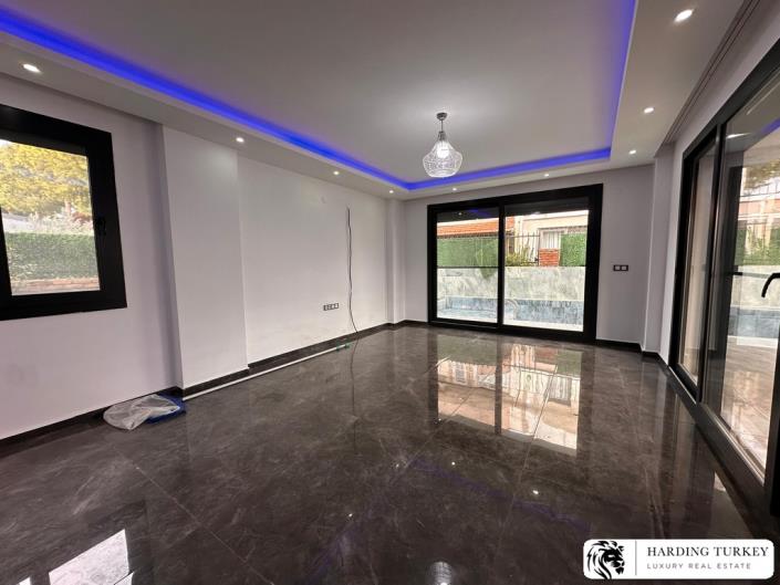 Image No.15-3 Bed Semi-Detached for sale