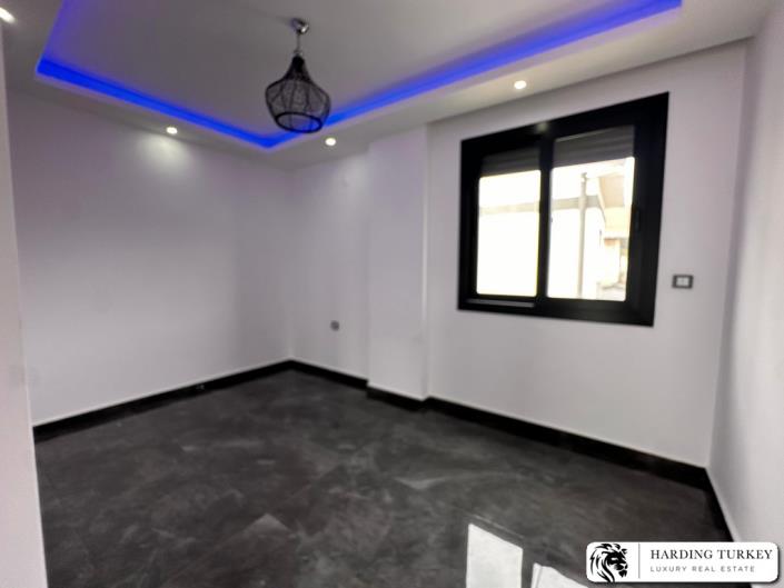 Image No.20-3 Bed Semi-Detached for sale