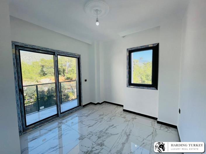 Image No.22-3 Bed Semi-Detached for sale