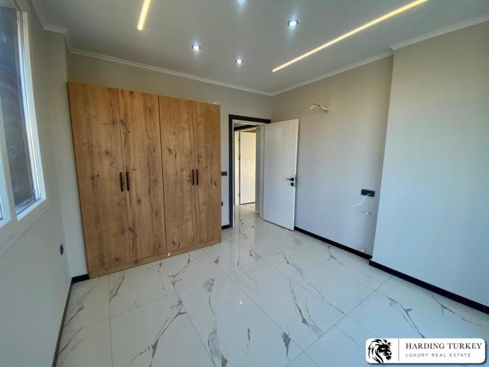 Image No.18-4 Bed Villa / Detached for sale