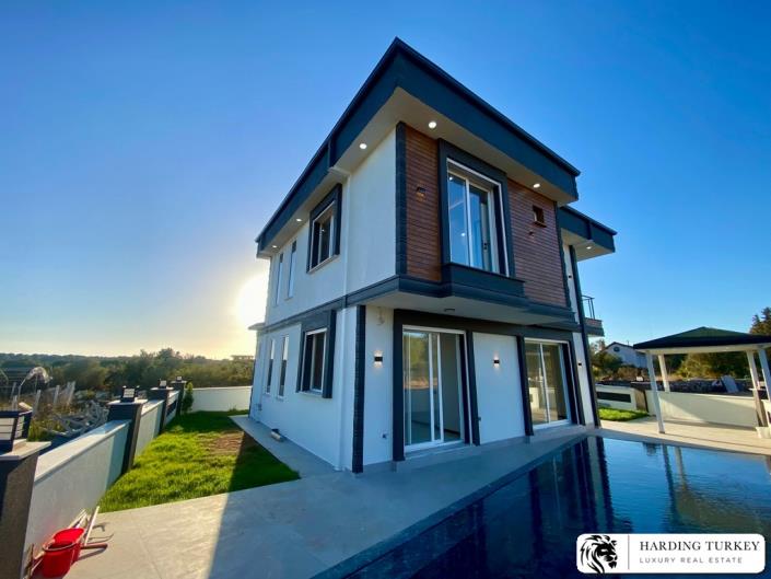 Image No.2-4 Bed Villa / Detached for sale